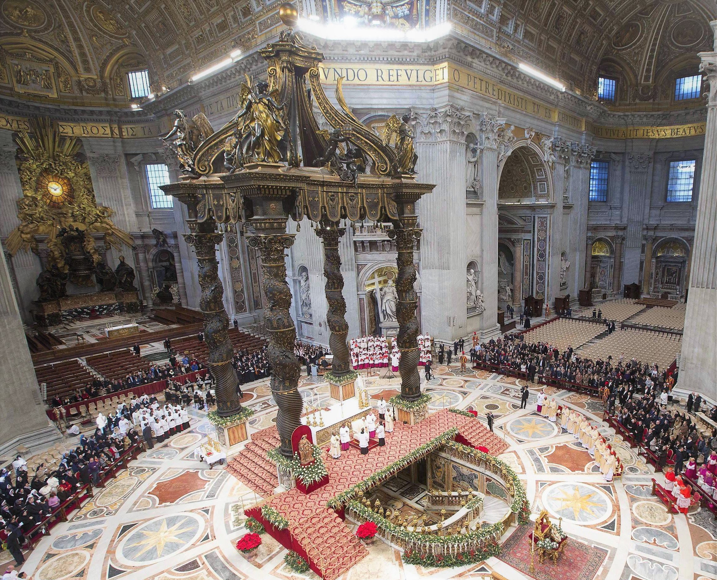 El Vaticano restaurará el Baldaquino de Bernini en San Pedro por el ...
